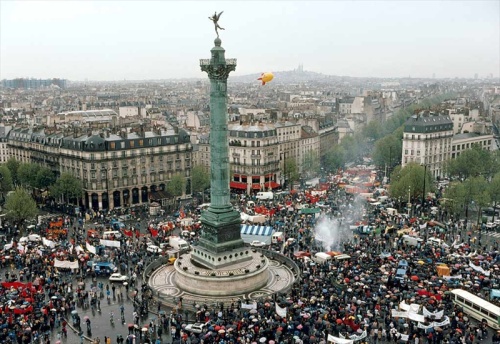 bastille-day-day-celebration-on-square-paris